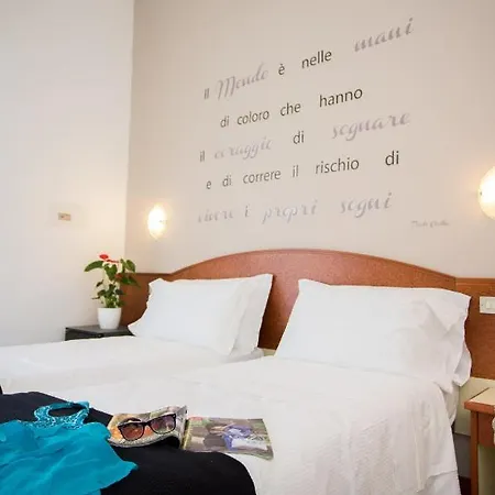 B&B Isabella Milano Marittima Exterior photo